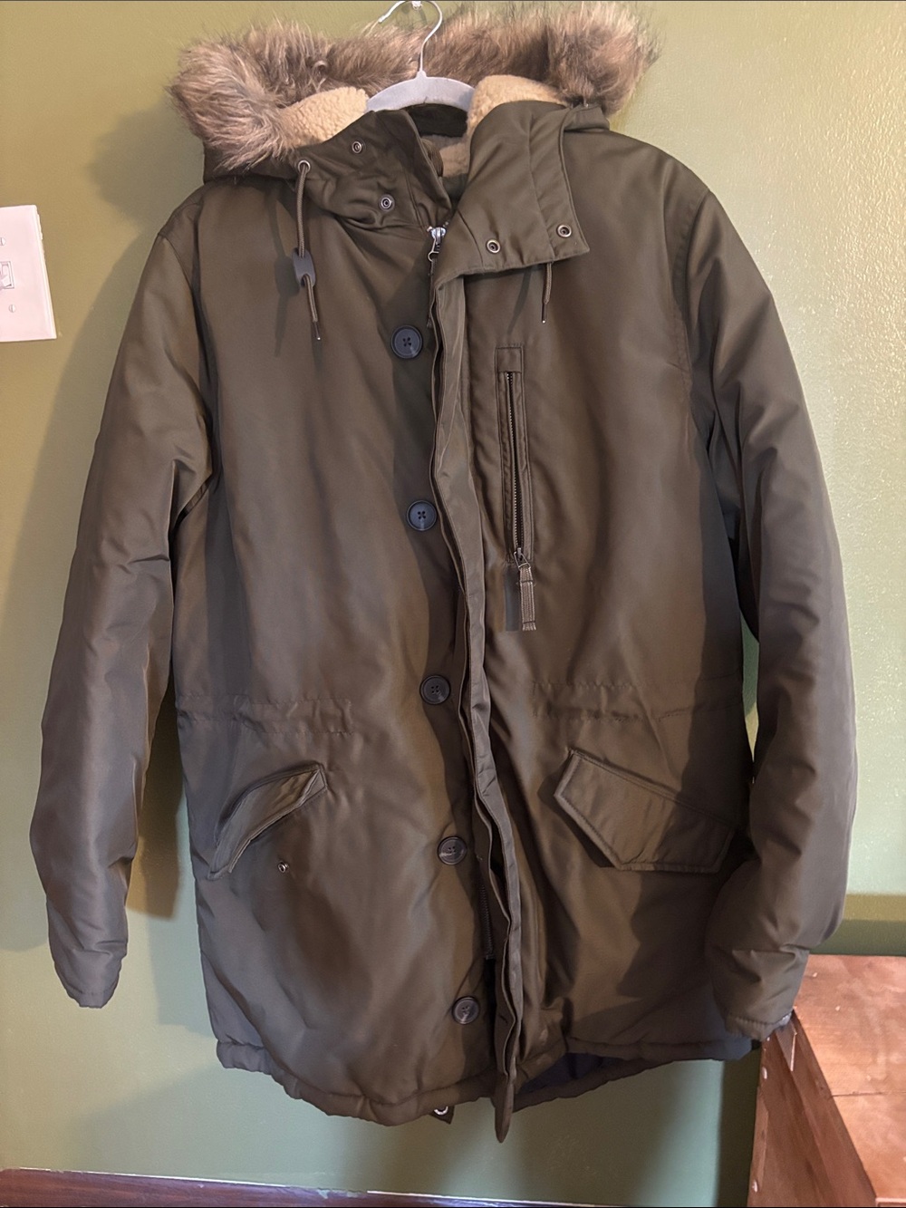 Old Navy Olive Green Hooded Puffer Parka with Faux Fur Trim